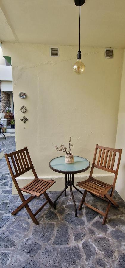 A-Tipica Guesthouse Ponta Delgada  Exterior photo